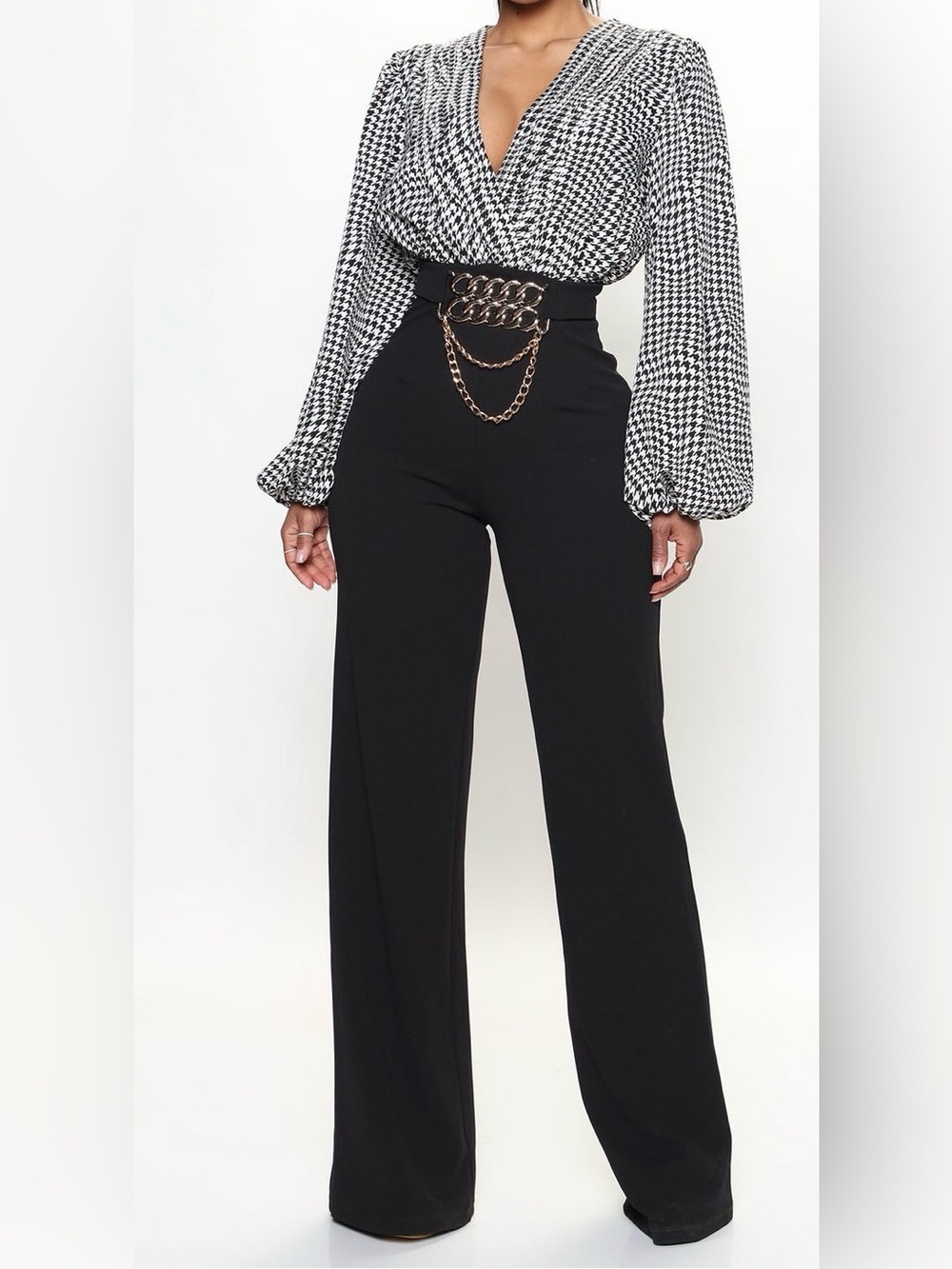 High-Waist Black Wide-Leg Pants with Chain Belt